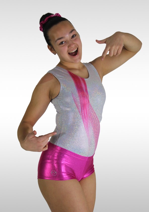 Turnanzug V818.Umtausch und/oder Rückgabe sind nicht möglich
Hose NICHT im Lieferumfang enthalten